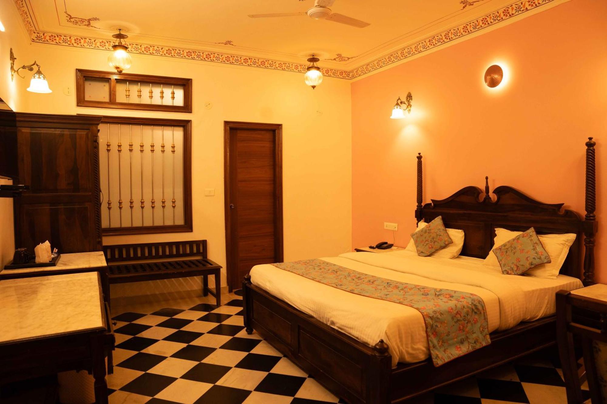 Hotel Karohi Villa ウダイプル エクステリア 写真