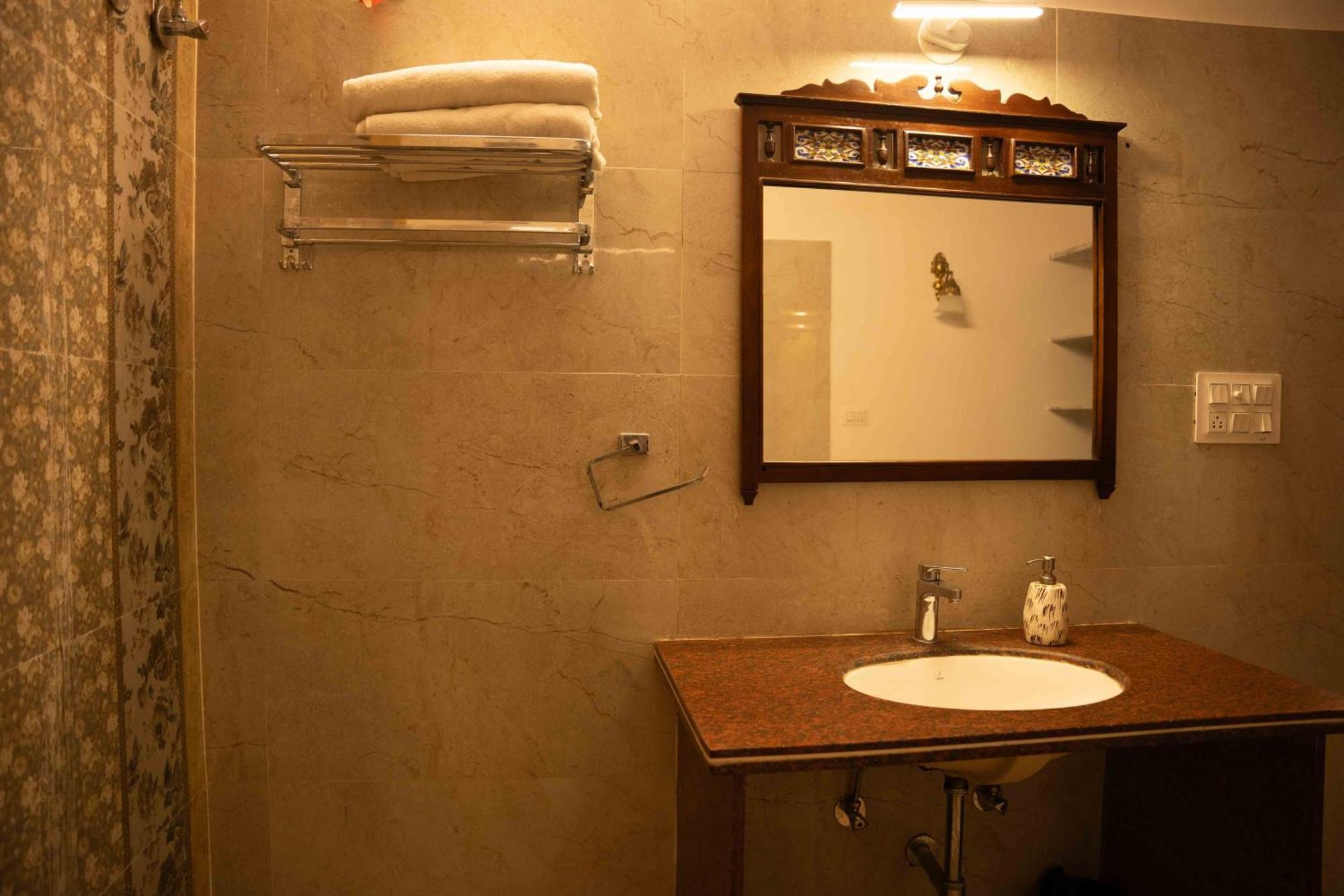 Hotel Karohi Villa ウダイプル エクステリア 写真